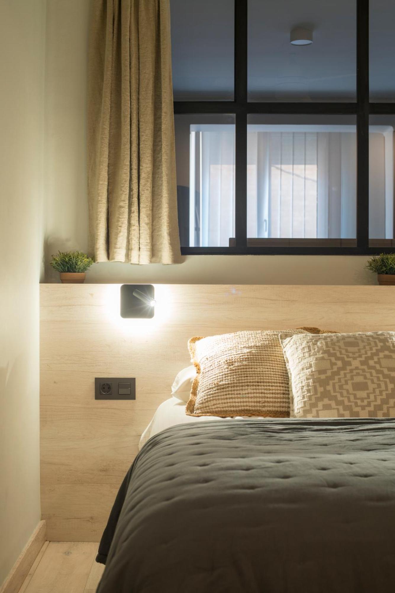 Apartaments Turistics Cardona III Eksteriør billede